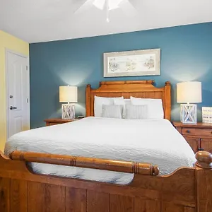 Lazy Palm 4 Pools Short Walk To Beach! Sleeps 5! Apartment Panama City Beach